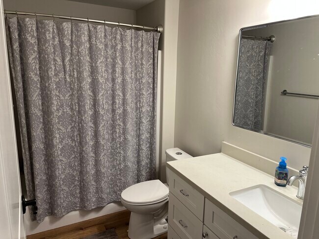 Building Photo - 129 S 700 E