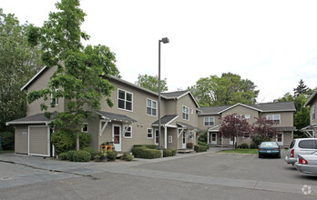 Building Photo - Burke Gilman Gardens