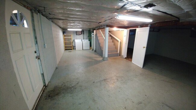 Building Photo - 1520 California Ave