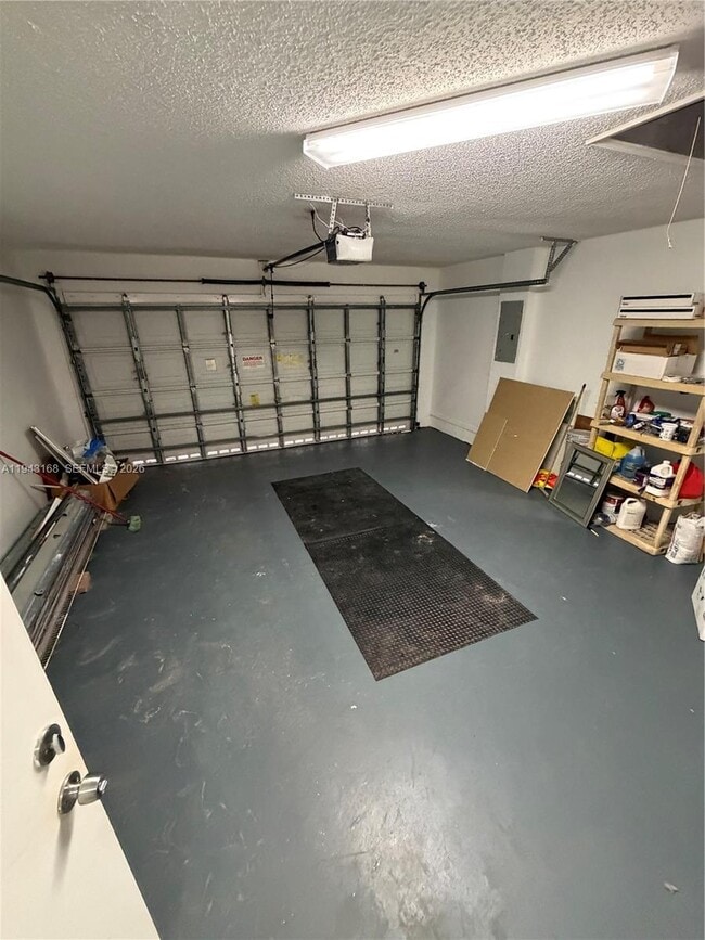 Building Photo - 14640 SW 132nd Ct