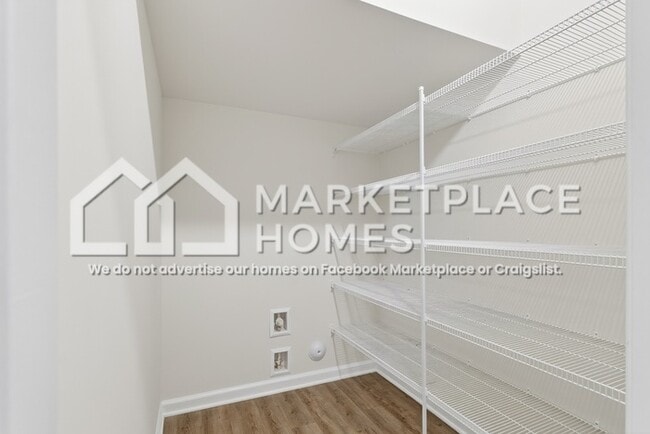 Building Photo - 1132 Alston Rdg Ct