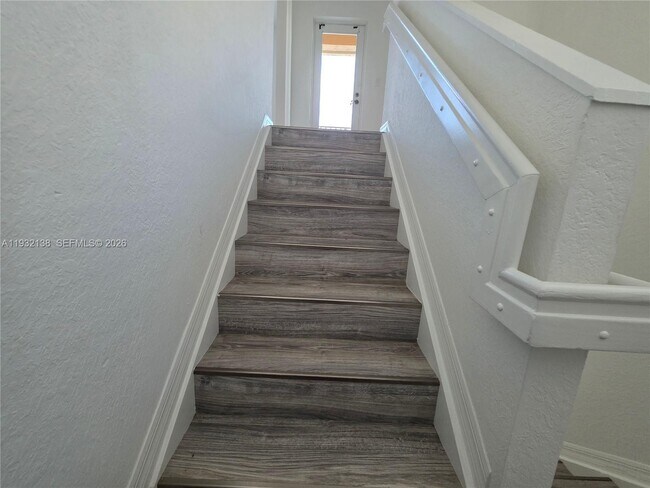 Building Photo - 9070 Preston Pl