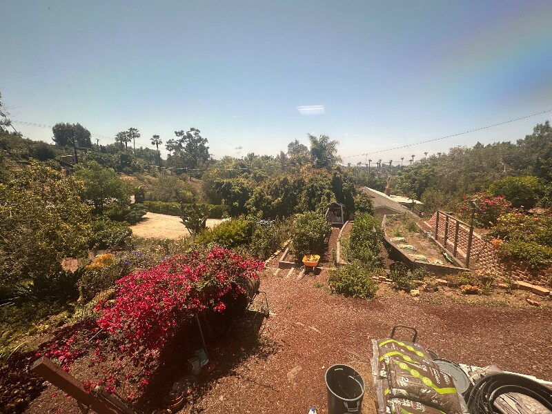 Building Photo - 1946 Monte Vista Dr