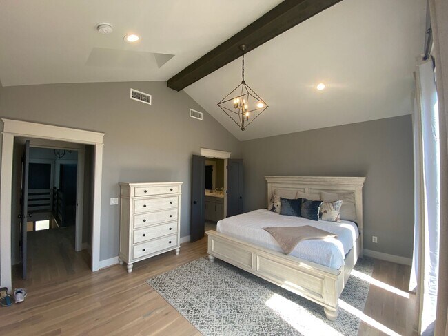 Building Photo - 6003 Pennsylvania Ave