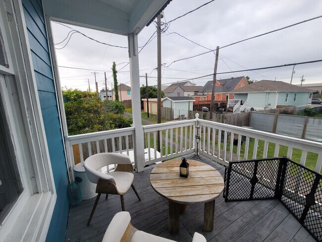 Building Photo - 1623 Avenue N 1/2