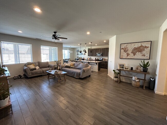 Building Photo - 2328 Chianti Wy