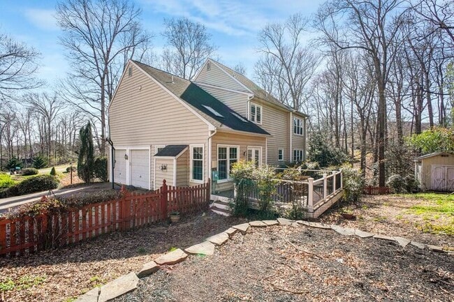 Building Photo - 655 Lancaster St