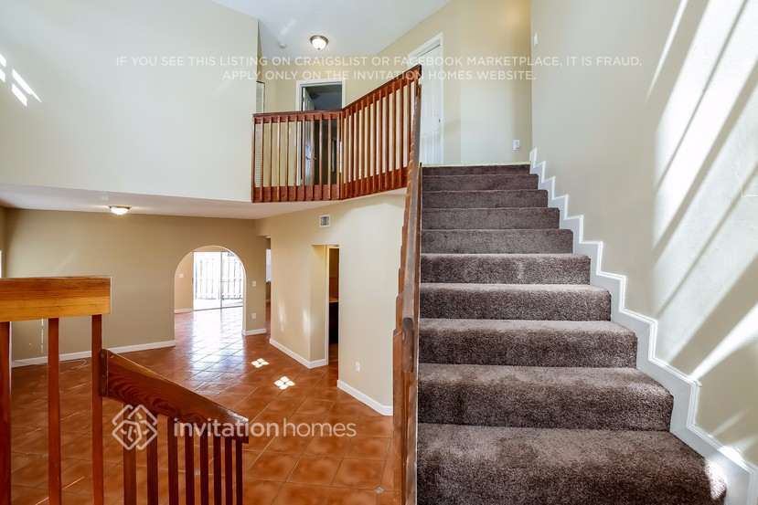Building Photo - 5062 SW 154th Pl