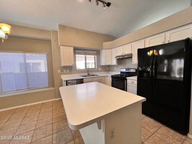 Building Photo - 12188 N Kylene Canyon Dr
