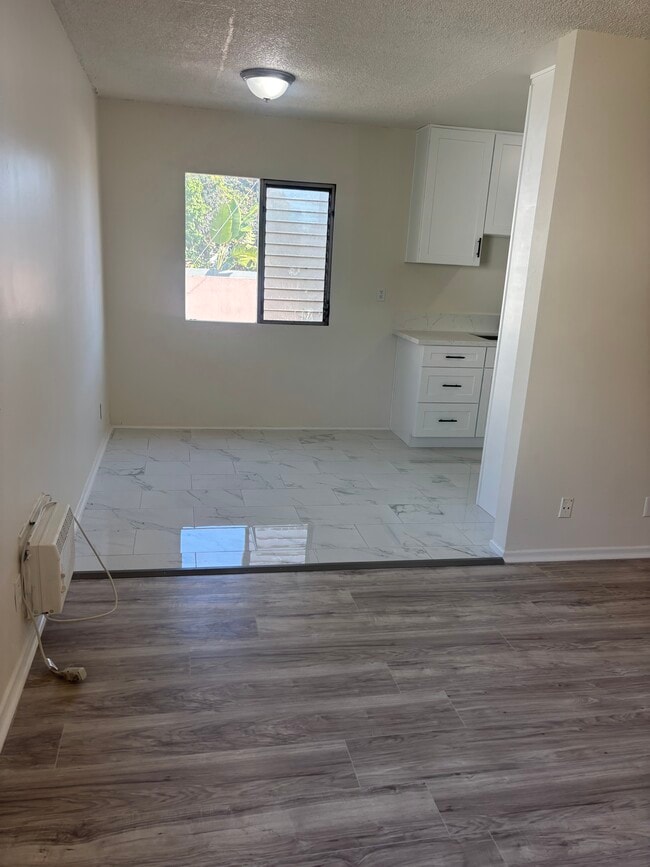 Building Photo - 314 N Market St