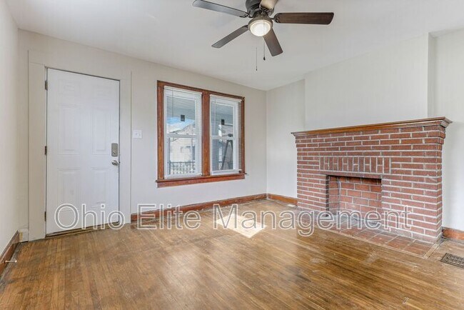 Building Photo - 254 S Wayne Ave