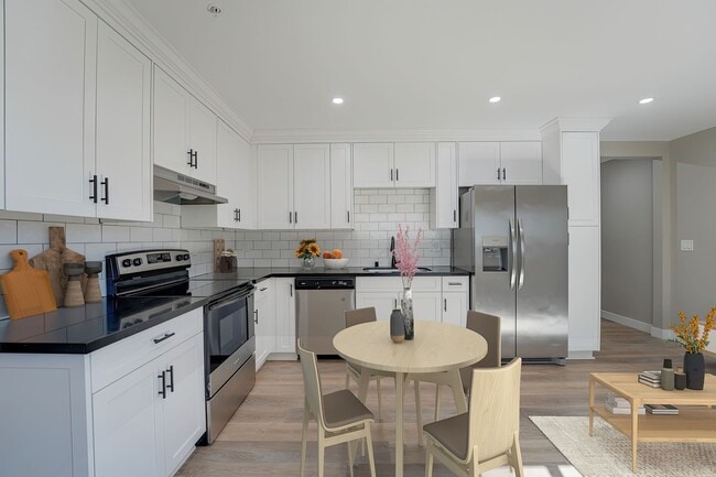 Building Photo - Duplet at Hillcrest | Modern Studio, 1 & 3 Bedroom Apartments