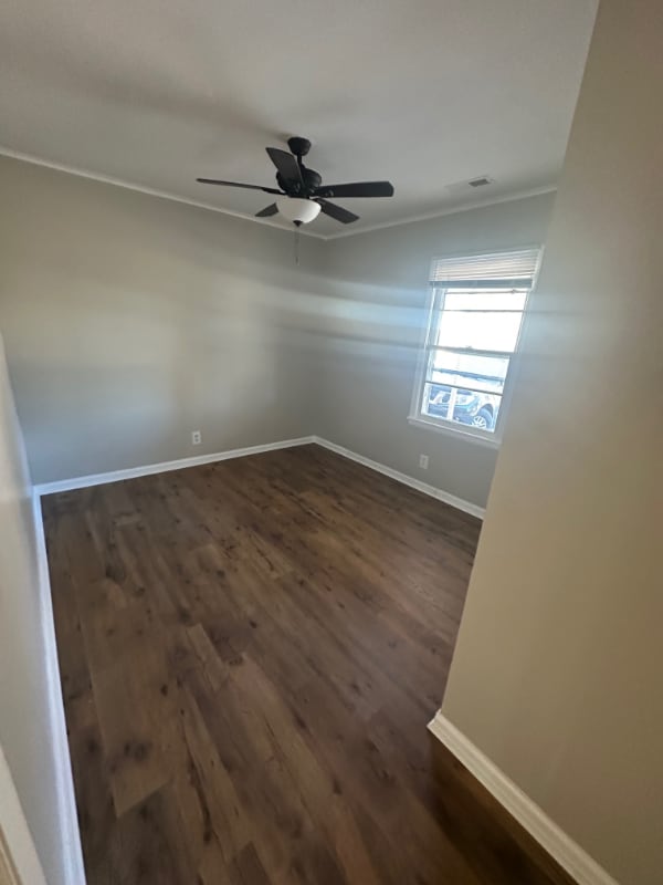 Building Photo - 123 S Sam Davis Ave