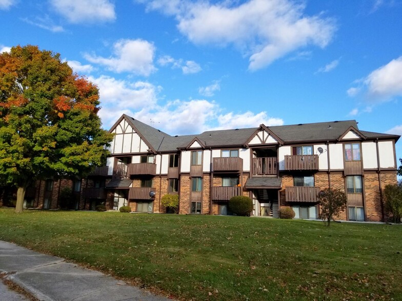 Primary Photo - Cedar Grove Apartments