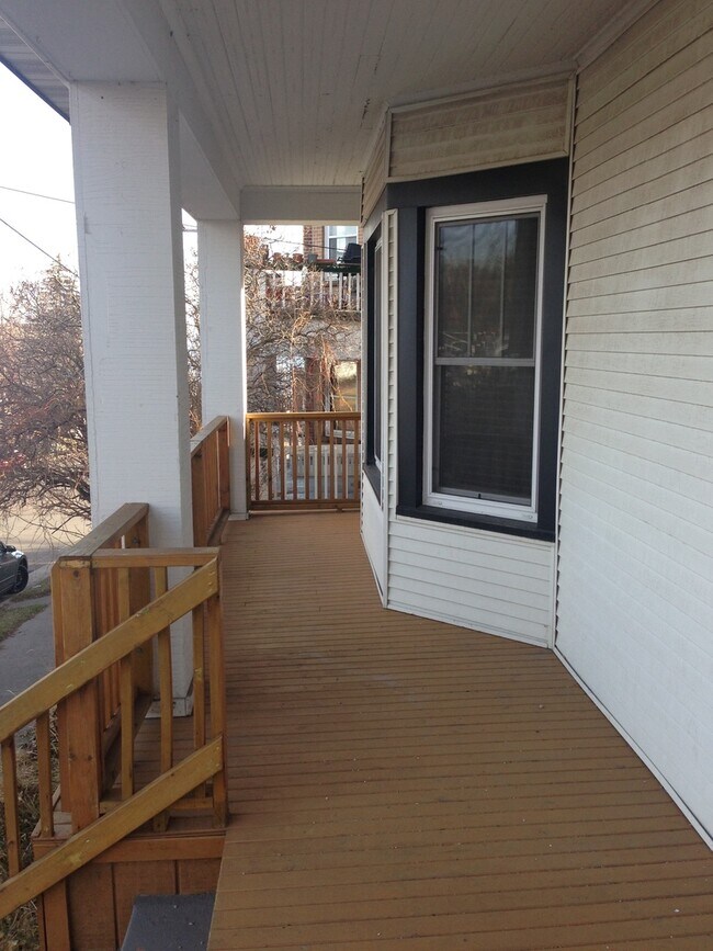 Building Photo - 305-307 Duplex