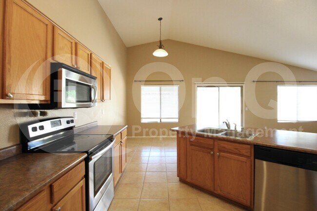 Building Photo - 10234 E Javelina Ave