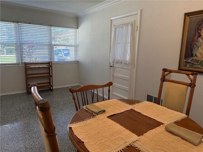 Building Photo - 2063 34th Ave