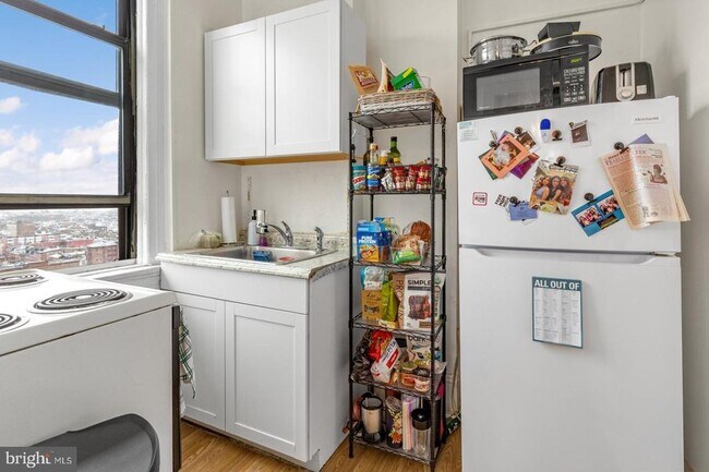 Building Photo - 1324 Locust St