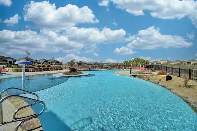 Building Photo - 19600 Woodrow Wilson St