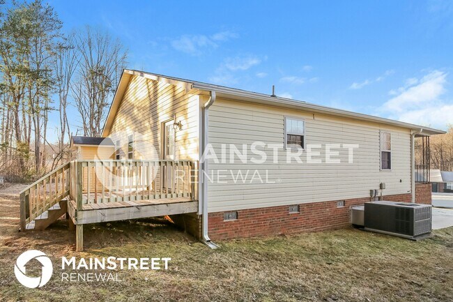 Building Photo - 4804 Shady Pine Dr
