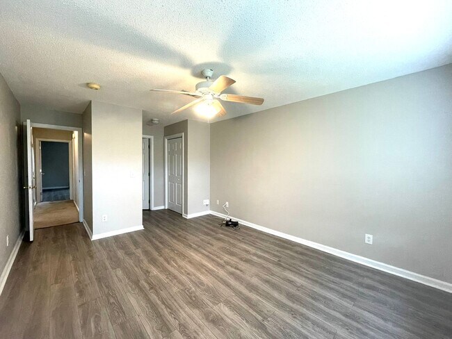 Building Photo - Available Now! 2 Bedroom, 2 Bath Condo at ...