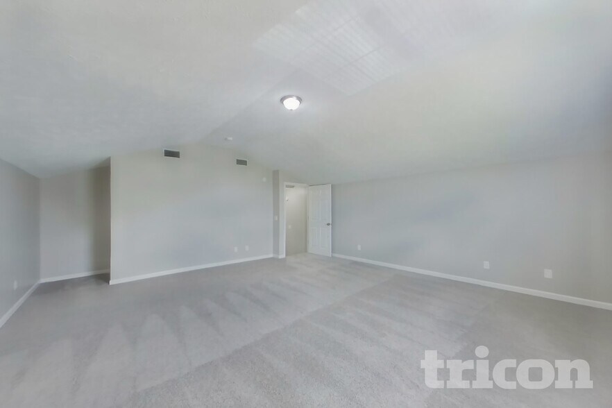 Building Photo - 2103 Academy Way
