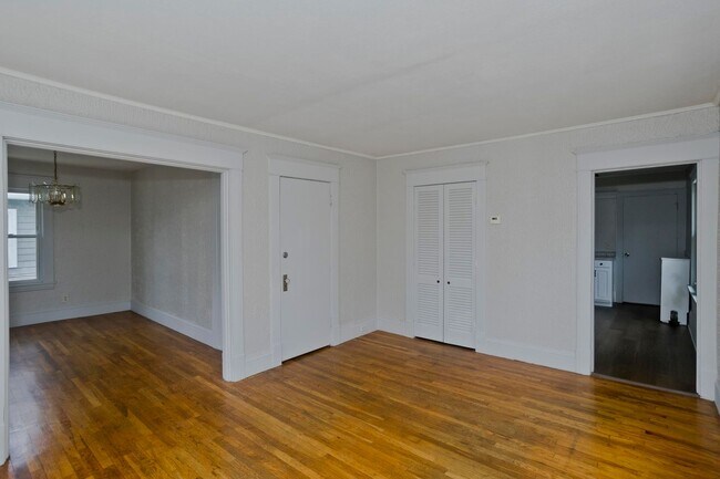 Building Photo - 111-115 Groveland St