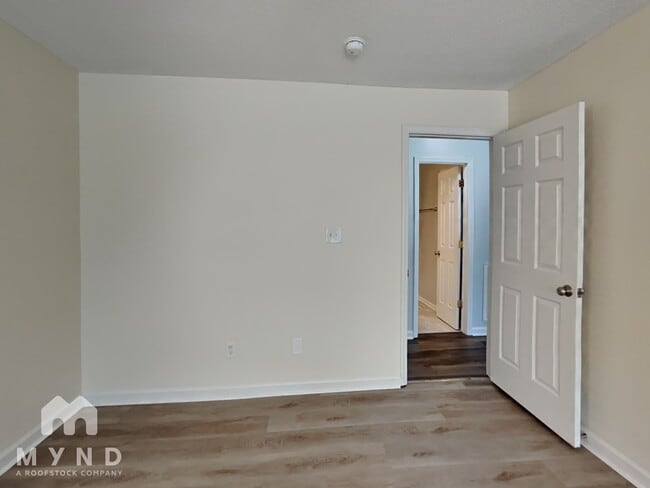 Building Photo - 1248 Grovewood Dr