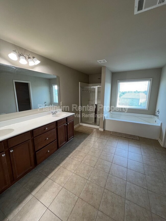 Building Photo - 4770 Leatherstone Way