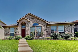 Building Photo - 1716 Alpine Dr