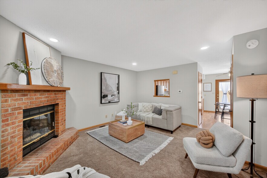 Building Photo - 157 52nd St