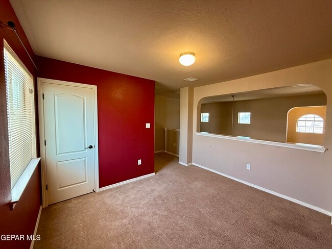 Building Photo - 14279 English Point Ave