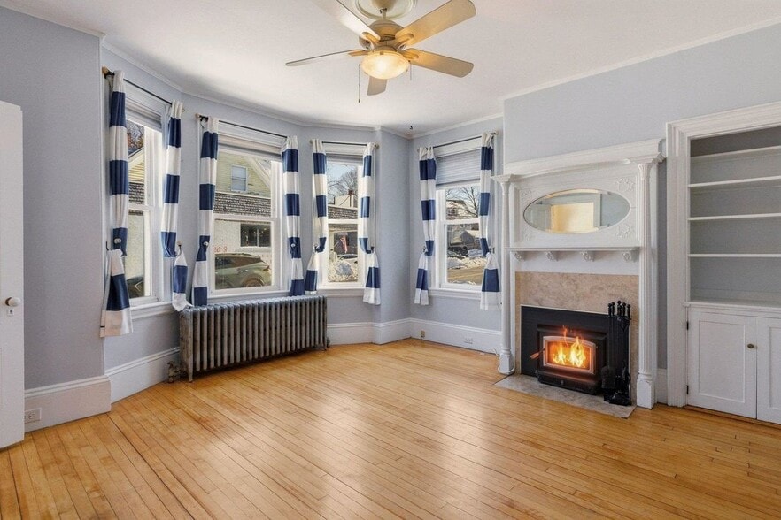 Building Photo - 514 Middle, 1