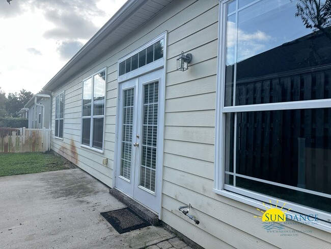 Building Photo - 3 Bedroom Home with Office in great Fort Walton community between Eglin and Hurlburt Field!