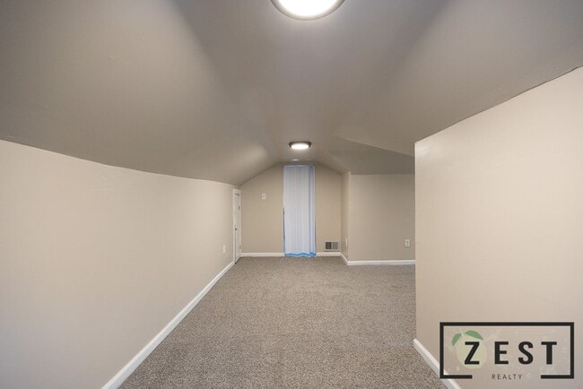 Building Photo - PRE LEASING! Beautiful 3 BEDROOM!