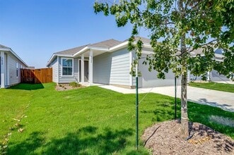 Building Photo - 3608 Kinglet Ct