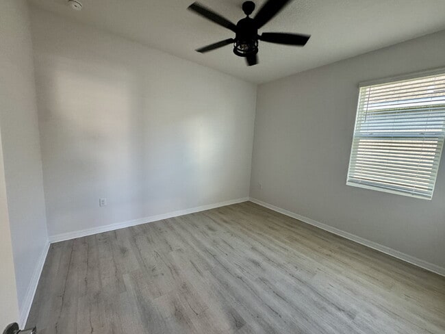 Building Photo - 13227 Waterleaf Garden Cir