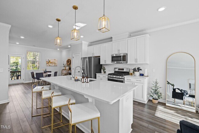 Building Photo - 2550 Laurel Valley Way