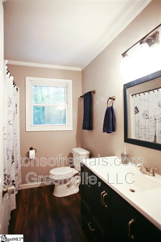 Building Photo - 208 Rison Rd
