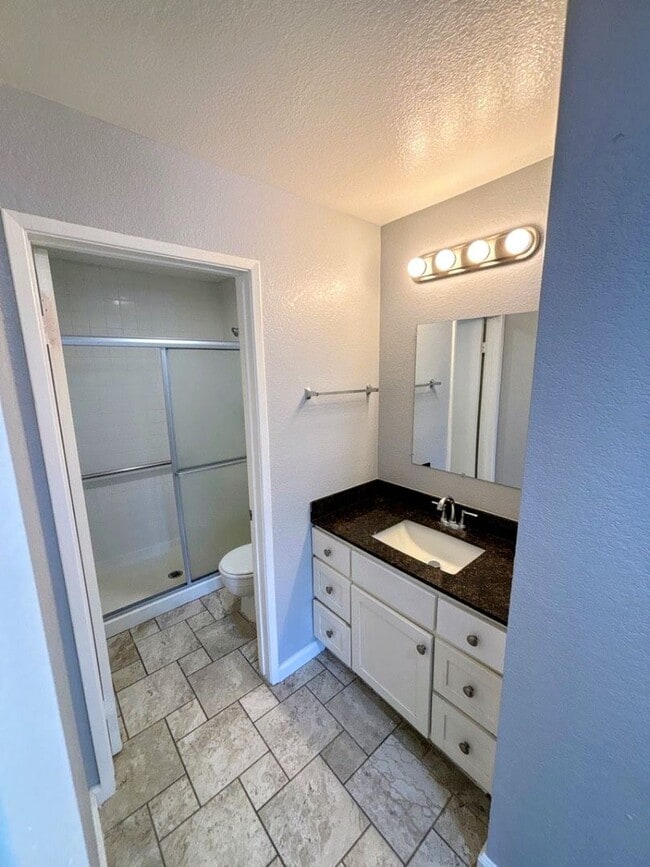 Building Photo - 2 Bed 2 Bath Condo in San Pablo - COMING SOON!!