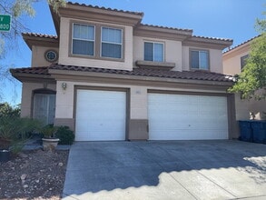 Building Photo - This beautiful home is situated in a south...