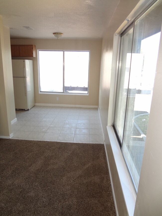 Building Photo - 4642 S Arlington Park Dr