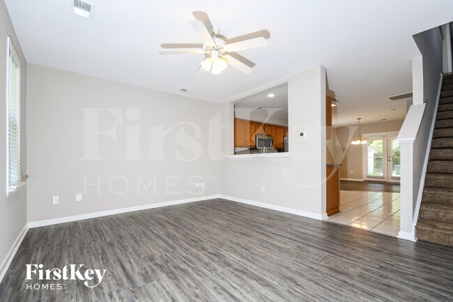 Building Photo - 405 Verbena Ave