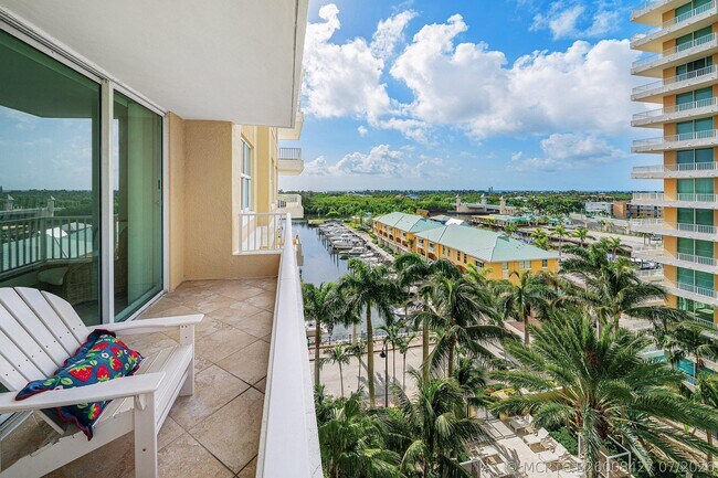 Building Photo - 700 E Boynton Beach Blvd