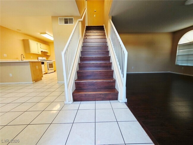 Building Photo - 10108 Rising Tree St