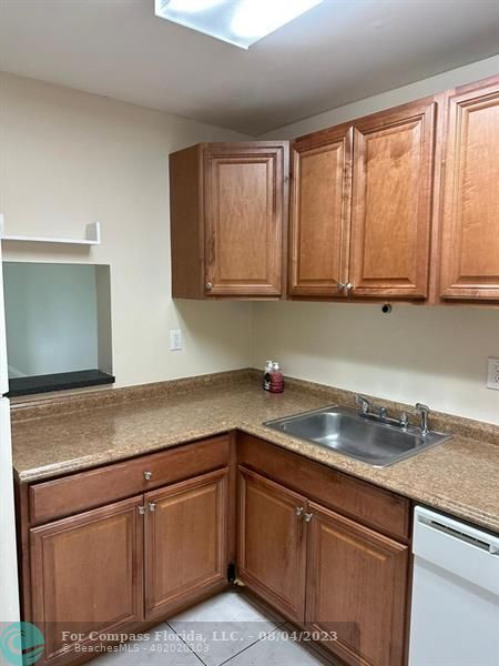 Building Photo - 7900 S Colony Cir