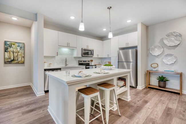 Building Photo - Marbella Palm Coast