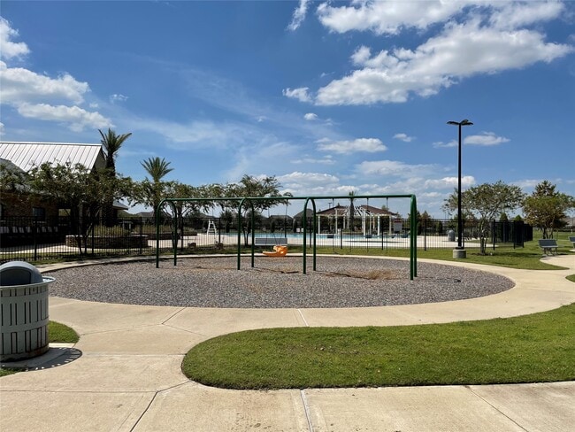 Building Photo - 5342 Rue Dela Croix Dr