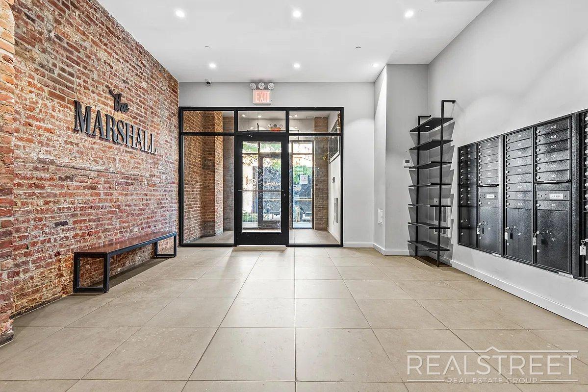 Building Photo - Bushwick Avenue
