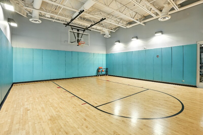 Building Photo - 341 E Ohio St